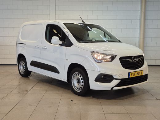 Opel Combo Opel 1.5D L1H1 Edition Automaat| Full map navigatie | | Cruise control | Keyless entry | Keyless ... ActivLease financial lease