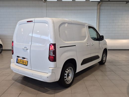 Opel Combo Opel 1.5D L1H1 Edition Automaat| Full map navigatie | | Cruise control | Keyless entry | Keyless ... ActivLease financial lease
