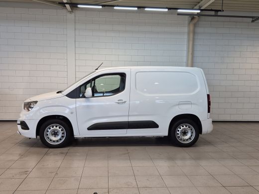 Opel Combo Opel 1.5D L1H1 Edition Automaat| Full map navigatie | | Cruise control | Keyless entry | Keyless ... ActivLease financial lease