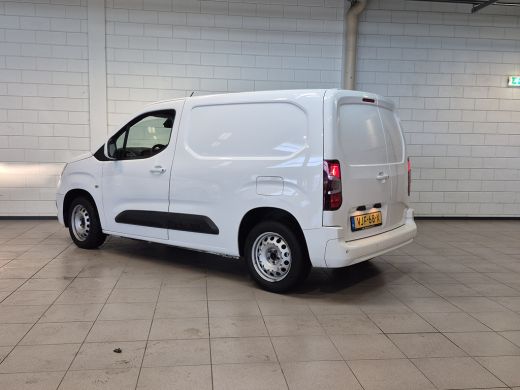 Opel Combo Opel 1.5D L1H1 Edition Automaat| Full map navigatie | | Cruise control | Keyless entry | Keyless ... ActivLease financial lease