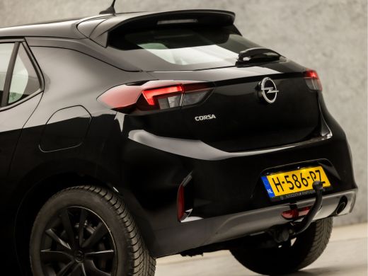 Opel Corsa 1.2 Black Edition Sport (APPLE CARPLAY, CRUISE, LANE ASSIST, SPORTSTOELEN, TREKHAAK, NIEUWE APK, ... ActivLease financial lease