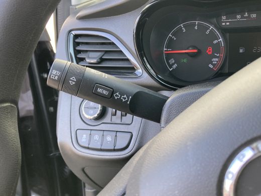 Opel KARL 1.0 Rocks Online Edition | Achterbank in delen neerklapbaar | Airco | Apple Carplay/Android Auto|... ActivLease financial lease