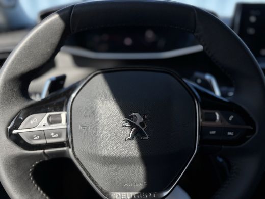 Peugeot 2008 Peugeot Allure Pack Airco Auto | Full Screen NAVI | Camera Achter | Cruise Control | Apple Carpla... ActivLease financial lease