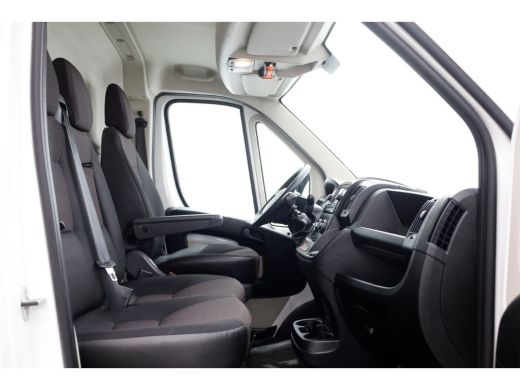 Peugeot Boxer 2.0 BlueHDI 130pk E6 L3H2 Premium Airco/Camera/Navi 11-2018 ActivLease financial lease