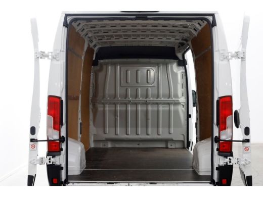 Peugeot Boxer 2.0 BlueHDI 130pk E6 L3H2 Premium Airco/Camera/Navi 11-2018 ActivLease financial lease