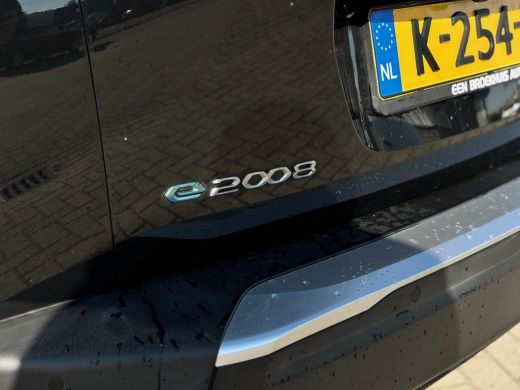 Peugeot e-2008 Peugeot EV Allure 50 kWh BOM vol: | Airco Auto | Stoelverwarming | Keyless entery & Start | Camer... ActivLease financial lease