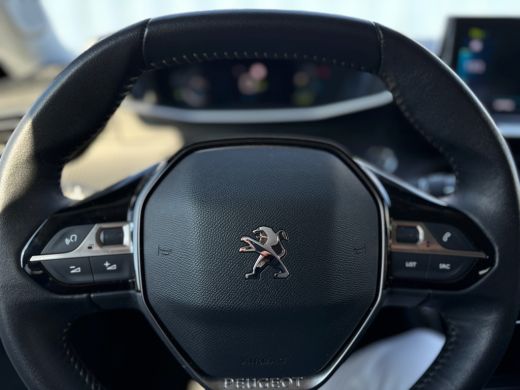 Peugeot e-2008 Peugeot EV Allure 50 kWh BOM vol: | Airco Auto | Stoelverwarming | Keyless entery & Start | Camer... ActivLease financial lease