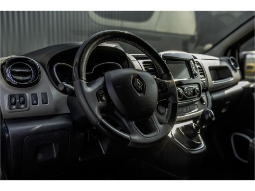 Renault Trafic 1.6 dCi L2H1 | 5-Zits | DC | Camera | Navigatie | Climate | Cruise | PDC | Euro 6 ActivLease financial lease