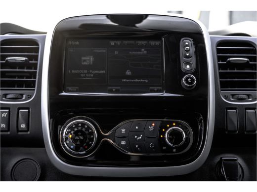 Renault Trafic 1.6 dCi L2H1 | 5-Zits | DC | Camera | Navigatie | Climate | Cruise | PDC | Euro 6 ActivLease financial lease