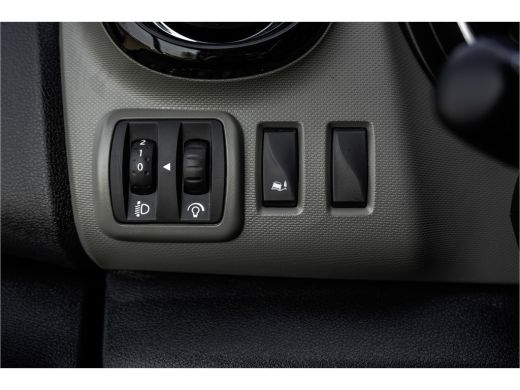 Renault Trafic 1.6 dCi L2H1 | 5-Zits | DC | Camera | Navigatie | Climate | Cruise | PDC | Euro 6 ActivLease financial lease