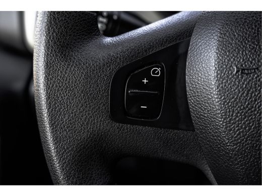 Renault Trafic 1.6 dCi L2H1 | 5-Zits | DC | Camera | Navigatie | Climate | Cruise | PDC | Euro 6 ActivLease financial lease