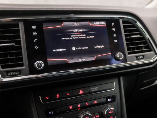 Seat Ateca 1.0 EcoTSI Sport (APPLE CARPLAY, GROOT NAVI, CAMERA, CLIMATE, DAB+, SPORTSTOELEN, LED KOPLAMPEN, ... ActivLease financial lease