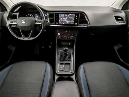 Seat Ateca 1.0 EcoTSI Sport (APPLE CARPLAY, GROOT NAVI, CAMERA, CLIMATE, DAB+, SPORTSTOELEN, LED KOPLAMPEN, ... ActivLease financial lease