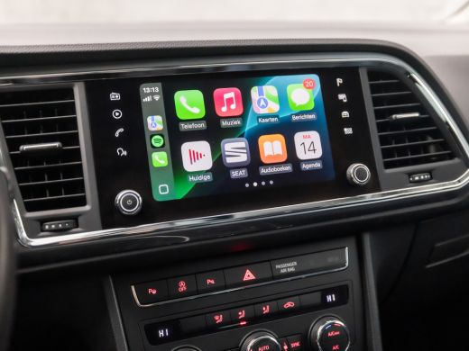 Seat Ateca 1.0 EcoTSI Sport (APPLE CARPLAY, GROOT NAVI, CAMERA, CLIMATE, DAB+, SPORTSTOELEN, LED KOPLAMPEN, ... ActivLease financial lease