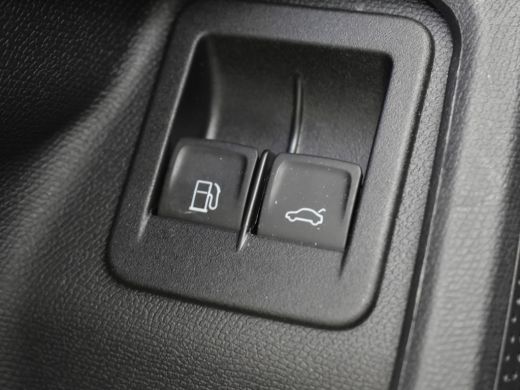 Seat Formentor 1.4 e-Hybrid VZ Performance 245pk | Keyless | Park assist | Adaptief cruise control | Navigatie |... ActivLease financial lease