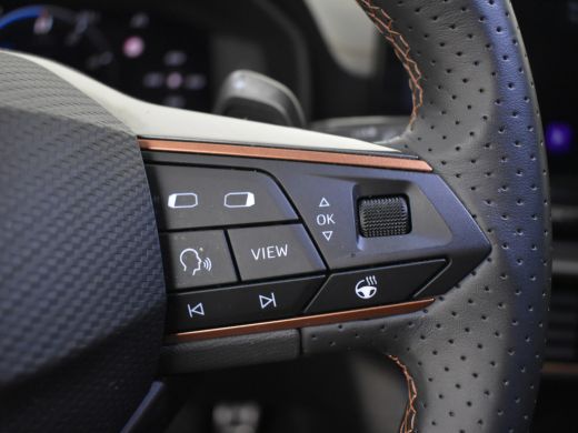 Seat Formentor 1.4 e-Hybrid VZ Performance 245pk | Keyless | Park assist | Adaptief cruise control | Navigatie |... ActivLease financial lease