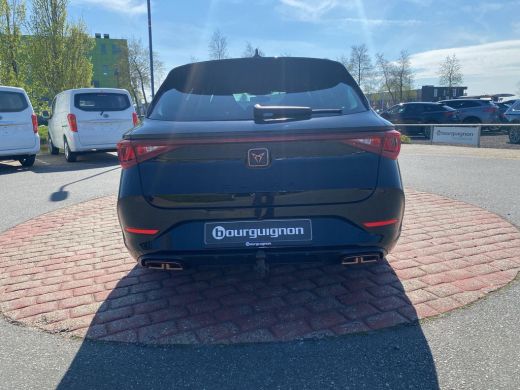 CUPRA Leon Sportstourer 1.4 e-Hybrid Business | 100% SOH | PHEV | 204Pk | Trekhaak | A-Camera | Navi | Clima | Elec. A-Kl... ActivLease financial lease