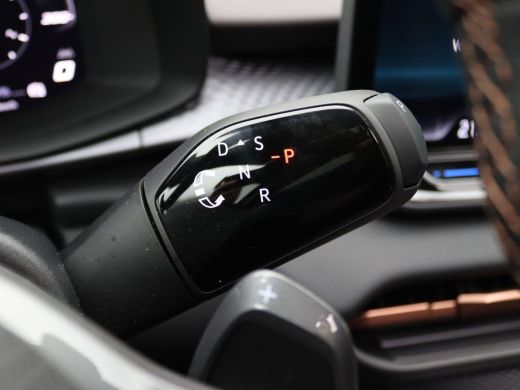 Seat Terramar 1.5 TSI e-Hybrid VZ Performance 272PK DSG matrix led, trekhaak, Sennheiser audio, 360gr. camera, ... ActivLease financial lease