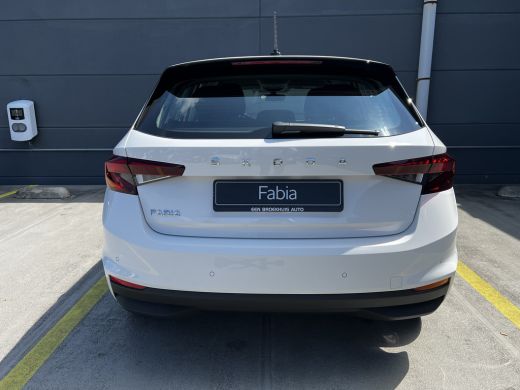 Skoda Fabia ŠKODA Ambition | Airconditioning | Chromen grille | Cruise control met speedlimiter ActivLease financial lease