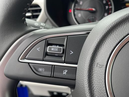 Suzuki Swift 1.2 Style Smart Hybrid DEMO AUTO | Airconditioning | Stoelverwarming voor | Parkeersensoren achte... ActivLease financial lease
