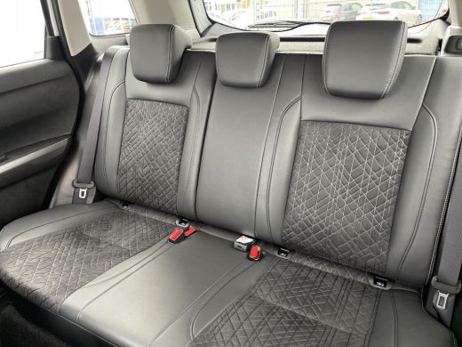 Suzuki Vitara 1.5 Hybrid Style DEMO AUTO | Automaat | Adaptieve Cruise Control | Parkeersensoren voor- en achte... ActivLease financial lease