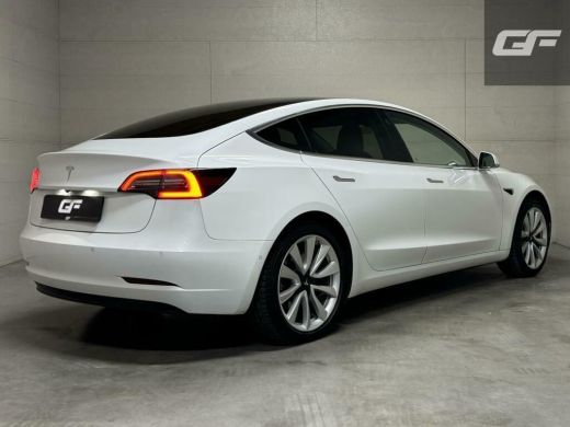 Tesla Model 3 Standard Plus 60 kWh Autopilot Pano NAP ActivLease financial lease