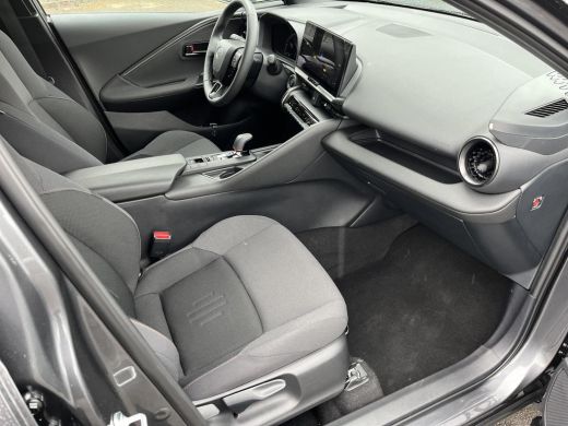 Toyota C-HR 1.8 Hybrid 140 Dynamic | Navigatie | Apple CarPlay/Android auto | Achteruitrijcamera | Stoel en s... ActivLease financial lease