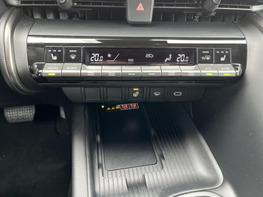 Toyota C-HR 1.8 Hybrid 140 Dynamic | Navigatie | Apple CarPlay/Android auto | Achteruitrijcamera | Stoel en s... ActivLease financial lease