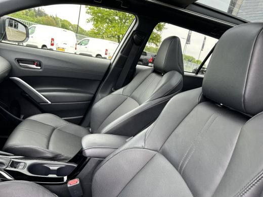 Toyota Corolla Cross 2.0 High Power Hybrid Executive ActivLease financial lease