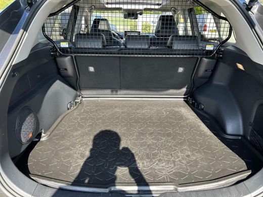 Toyota RAV4 2.5 Hybrid AWD Executive Premium ActivLease financial lease