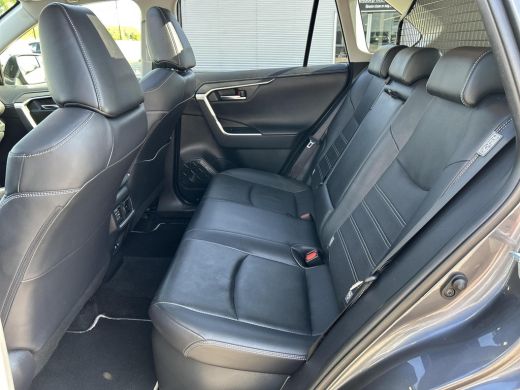 Toyota RAV4 2.5 Hybrid AWD Executive Premium ActivLease financial lease