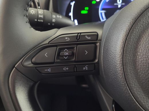 Toyota Yaris Cross 1.5 Hybrid 130 First Edition Comfort Pack | Parkeersensoren | Blindspot | Apple CarPlay | Rijklaa... ActivLease financial lease