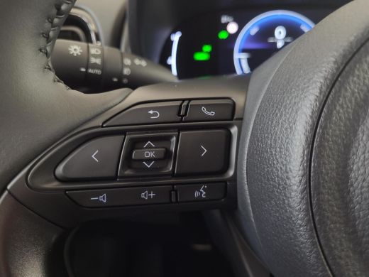 Toyota Yaris Cross 1.5 Hybrid 130 First Edition Comfort Pack | Parkeersensoren | Blindspot | Apple CarPlay | Rijklaa... ActivLease financial lease