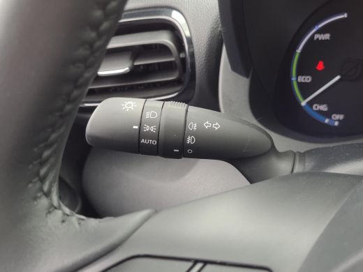 Toyota Yaris Cross 1.5 Hybrid Executive | Panorama dak | Apple CarPlay | Elektr. klep | Rijklaarprijs incl. garantie | ActivLease financial lease