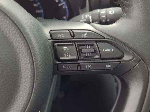 Toyota Yaris Cross 1.5 Hybrid Executive | Panorama dak | Apple CarPlay | Elektr. klep | Rijklaarprijs incl. garantie | ActivLease financial lease