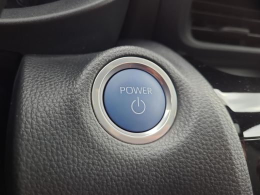 Toyota Yaris Cross 1.5 Hybrid Executive | Panorama dak | Apple CarPlay | Elektr. klep | Rijklaarprijs incl. garantie | ActivLease financial lease