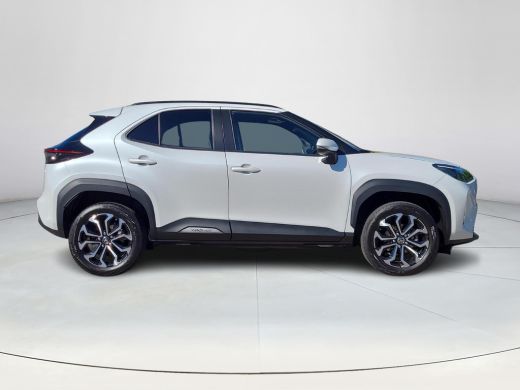Toyota Yaris Cross 1.5 Hybrid Executive | Panorama dak | Apple CarPlay | Elektr. klep | Rijklaarprijs incl. garantie | ActivLease financial lease