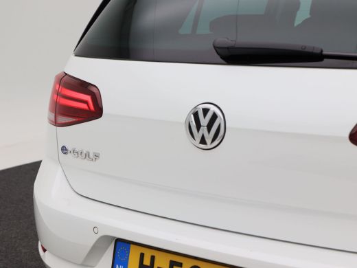 Volkswagen e-Golf E-dition 136 Pk Automaat | Privacy Glas | Cruise Control | Climate Control | 102.326 Km!! ActivLease financial lease