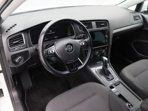 Volkswagen e-Golf E-dition 136 Pk Automaat | Privacy Glas | Cruise Control | Climate Control | 102.326 Km!! ActivLease financial lease