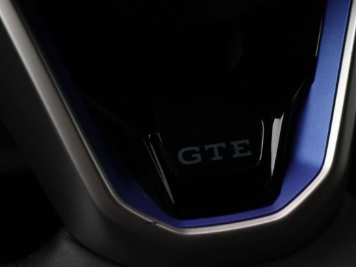 Volkswagen Golf 1.4 eHybrid GTE Full led, trekhaak, adaptive cruise met travel assist, keyless, led mistlampen, s... ActivLease financial lease