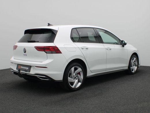 Volkswagen Golf 1.4 eHybrid GTE Full led, trekhaak, adaptive cruise met travel assist, keyless, led mistlampen, s... ActivLease financial lease