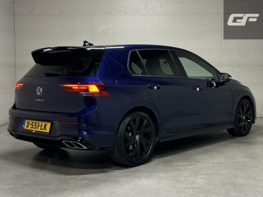 Volkswagen Golf 1.5 eTSI 3x R-Line Virtual CarPlay Sfeerver. ActivLease financial lease