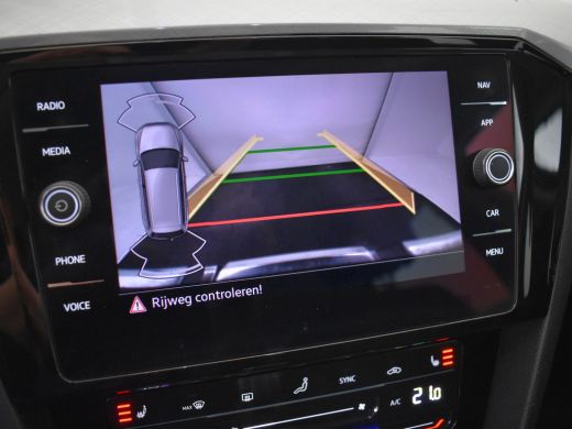 Volkswagen Passat Variant 1.4 TSI PHEV GTE Business 218pk | Head up display | Navigatie | Camera achter | Adaptief ... ActivLease financial lease
