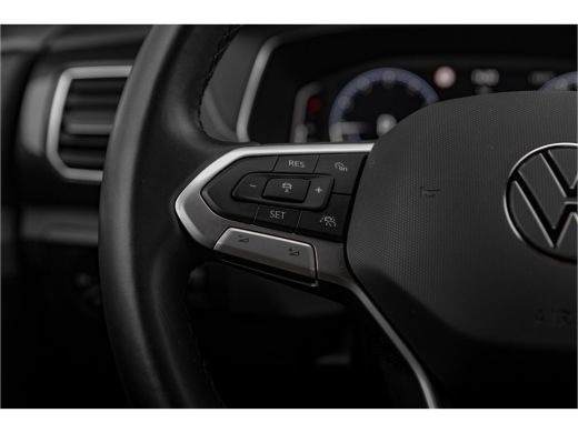 Volkswagen T-Cross 1.0 TSI R-Line 116pk DSG | Carplay | Stoelverwarming | Camera ActivLease financial lease