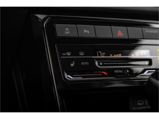 Volkswagen T-Cross 1.0 TSI R-Line 116pk DSG | Carplay | Stoelverwarming | Camera ActivLease financial lease