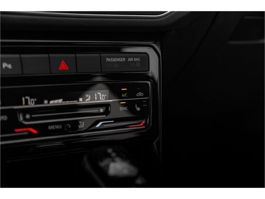 Volkswagen T-Cross 1.0 TSI R-Line 116pk DSG | Carplay | Stoelverwarming | Camera ActivLease financial lease