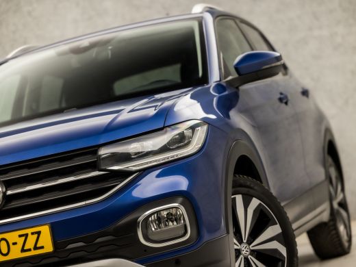 Volkswagen T-Cross 1.0 TSI Sport (VIRTUAL COCKPIT, APPLE CARPLAY, GROOT NAVI, STOELVERWARMING, CLIMATE, SPORTSTOELEN... ActivLease financial lease