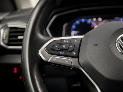 Volkswagen T-Cross 1.0 TSI Sport (VIRTUAL COCKPIT, APPLE CARPLAY, GROOT NAVI, STOELVERWARMING, CLIMATE, SPORTSTOELEN... ActivLease financial lease