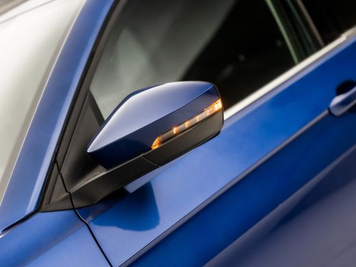 Volkswagen T-Cross 1.0 TSI Sport (VIRTUAL COCKPIT, APPLE CARPLAY, GROOT NAVI, STOELVERWARMING, CLIMATE, SPORTSTOELEN... ActivLease financial lease