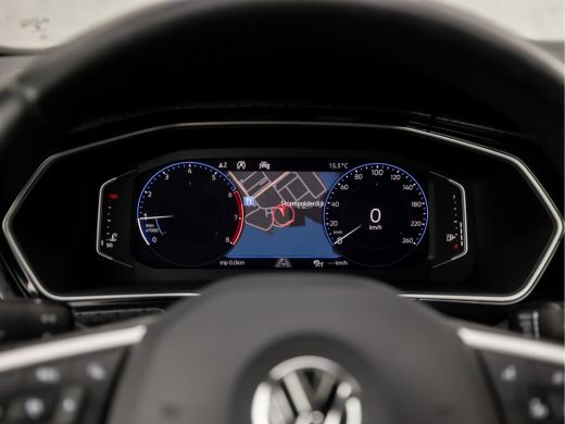 Volkswagen T-Cross 1.0 TSI Sport (VIRTUAL COCKPIT, APPLE CARPLAY, GROOT NAVI, STOELVERWARMING, CLIMATE, SPORTSTOELEN... ActivLease financial lease